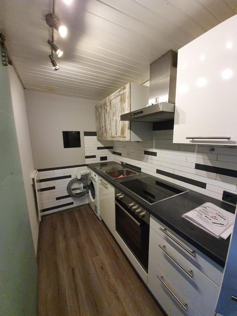 Viola Apartment *