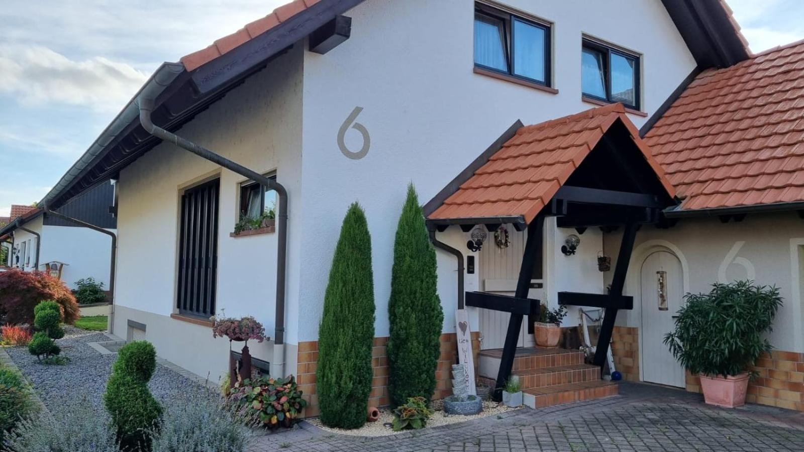 Apartment Viola Rust
